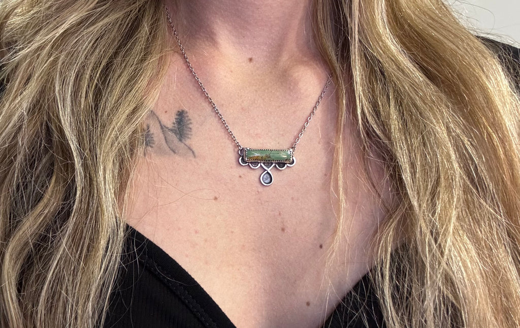 Emerald Outlaw Royston Bar Necklace