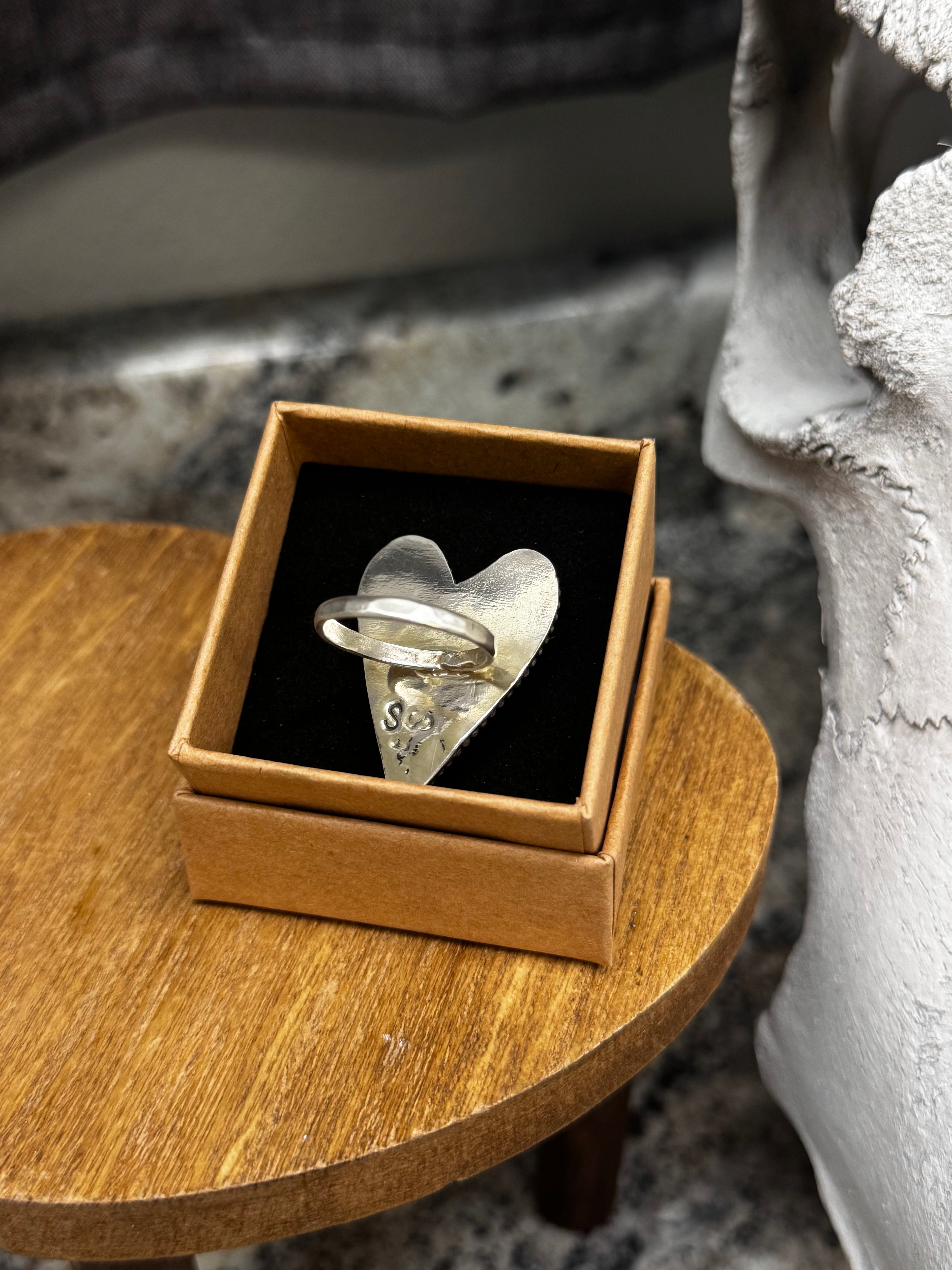 (Size 8) Lovely Day Golden Hills Ring